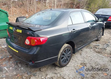 2009 Toyota Corolla S z USA, uszkodzony, nr VIN 1NXBU40E69Z080891